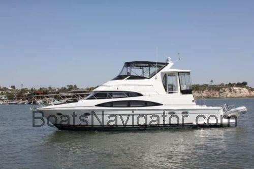 Carver 44 Cockpit Motor Yacht fiche technique et avis